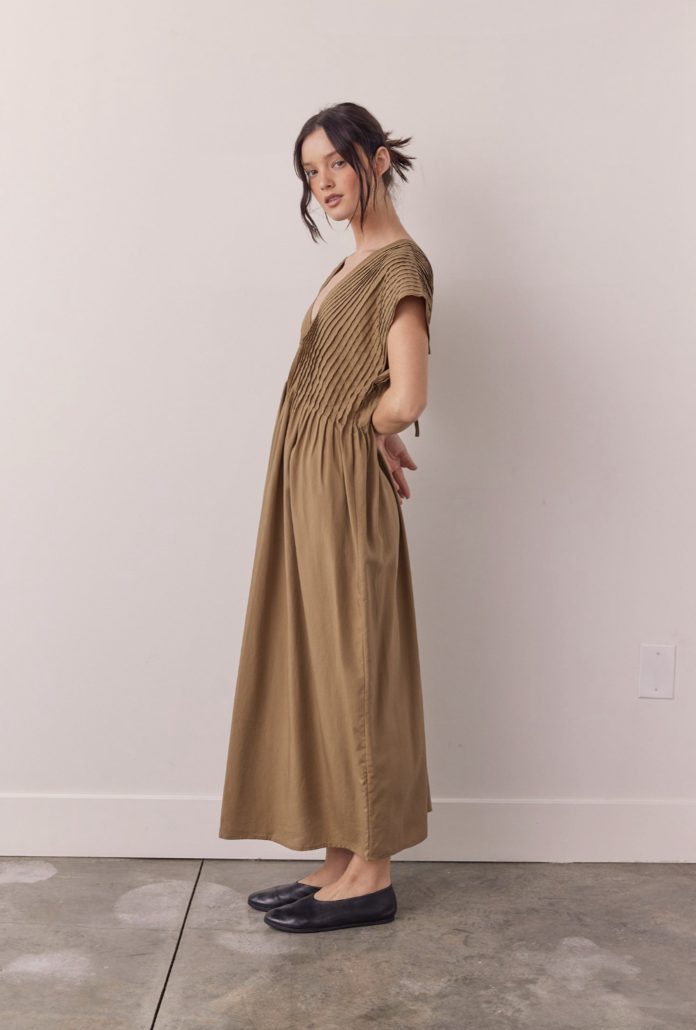 Pintucked Midi Dress | Amente