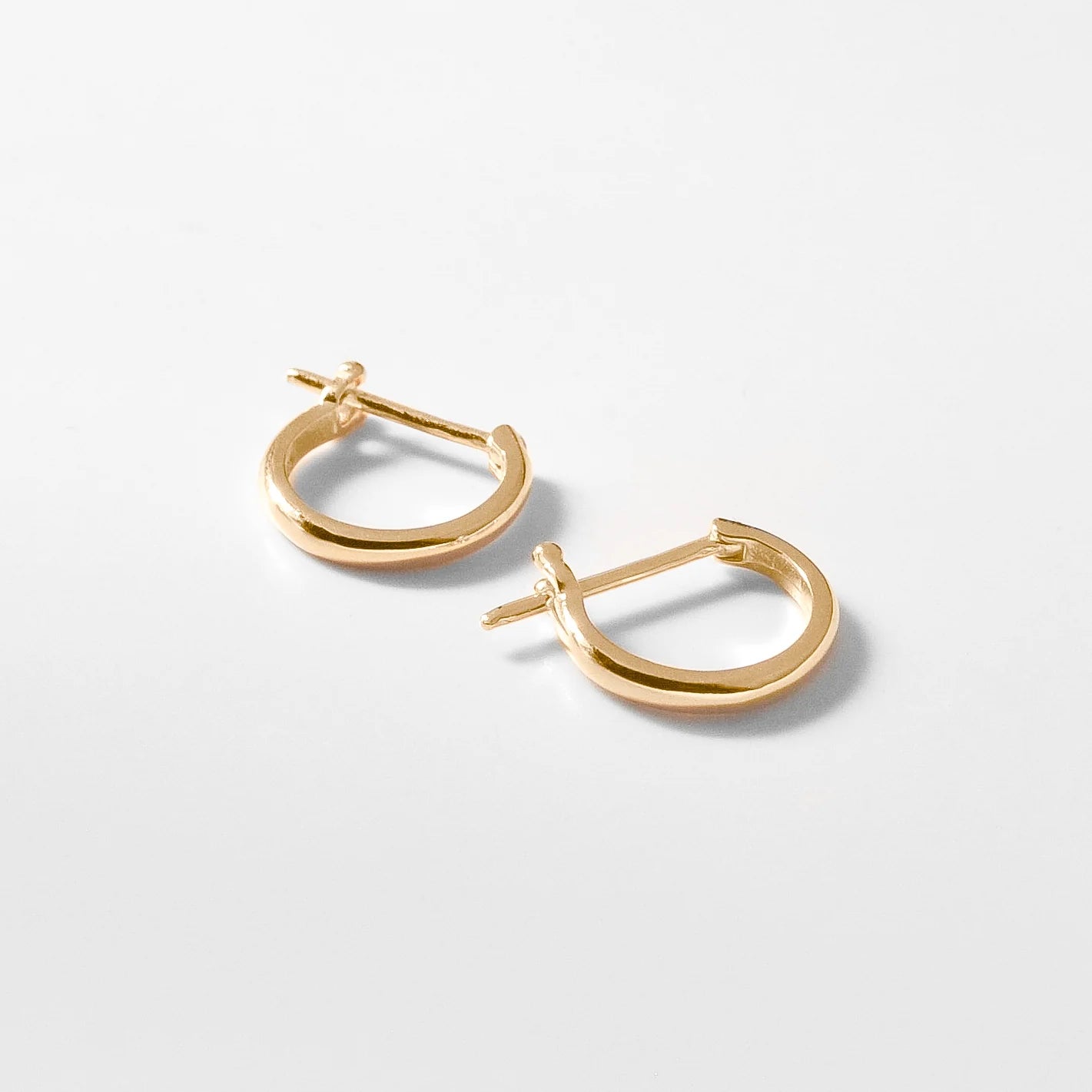 Sienne Hoop Earring in Gold Vermeil | THATCH